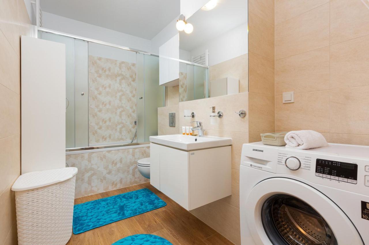 Mokotow Business Center Apartments By Noclegi Renters Varsovie Extérieur photo